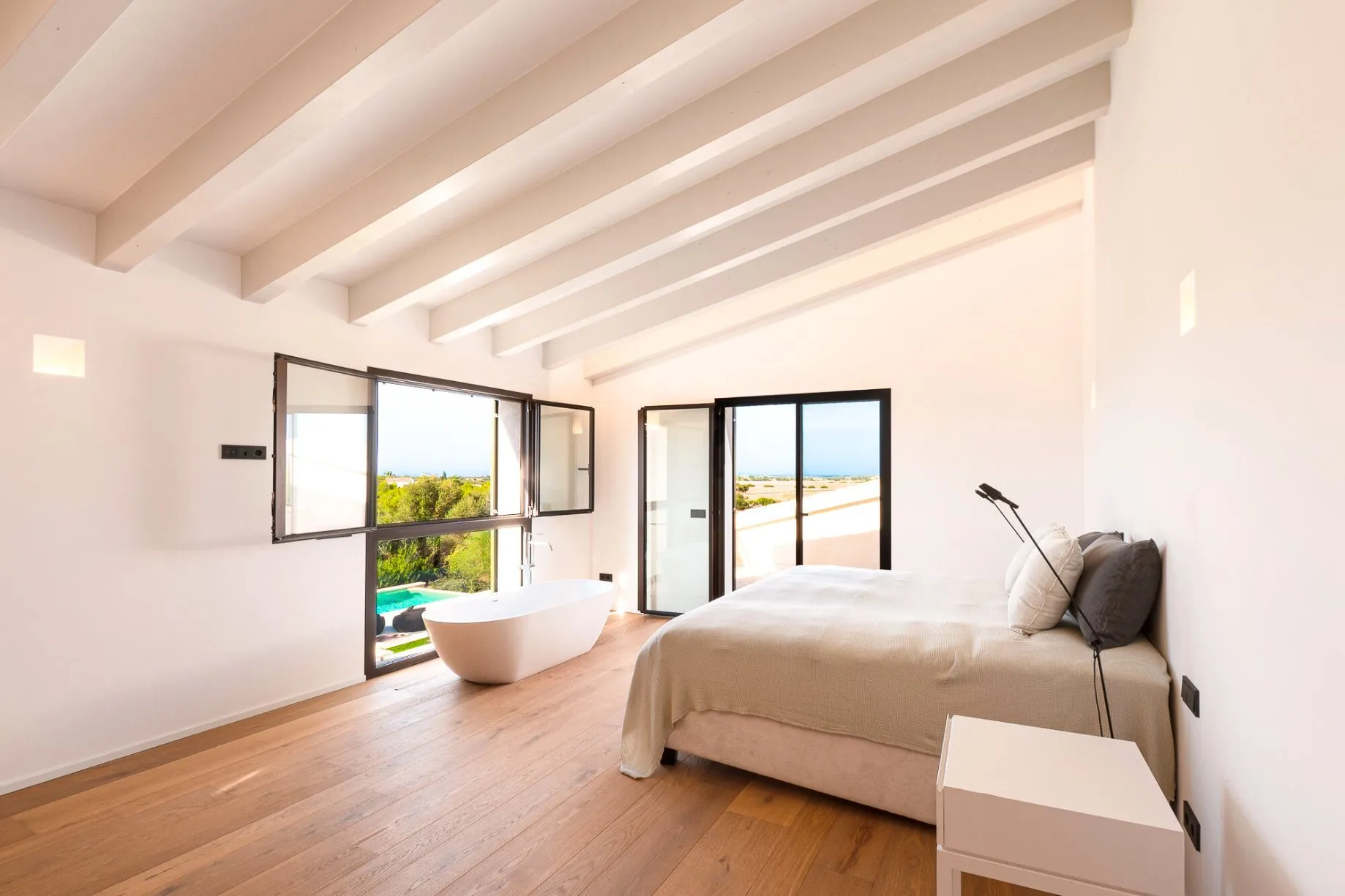es0434a_finca-romero_ses-salines_schlafzimmer