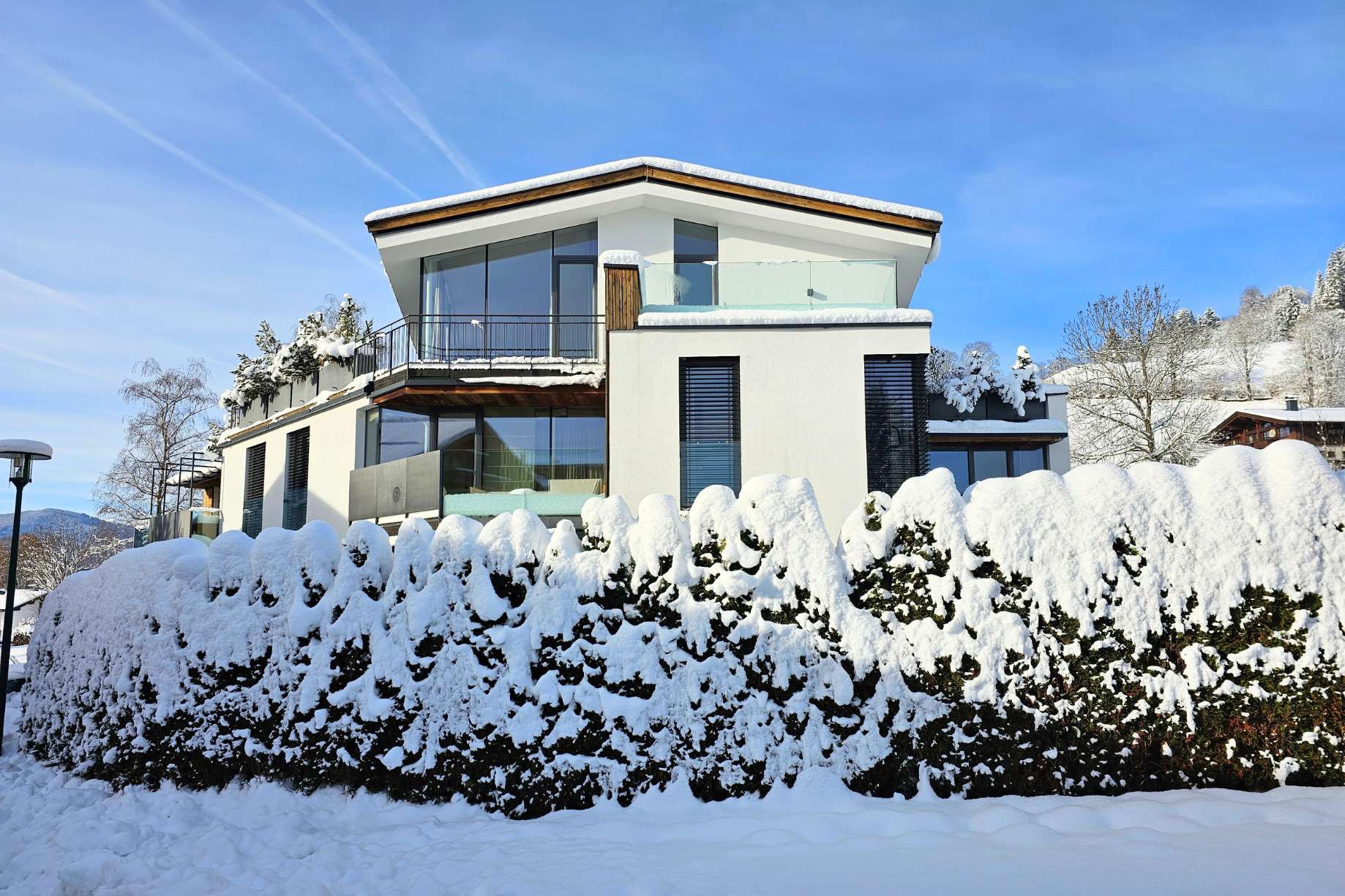 at0759a-_-alpine-terrace-aussenansicht_winter