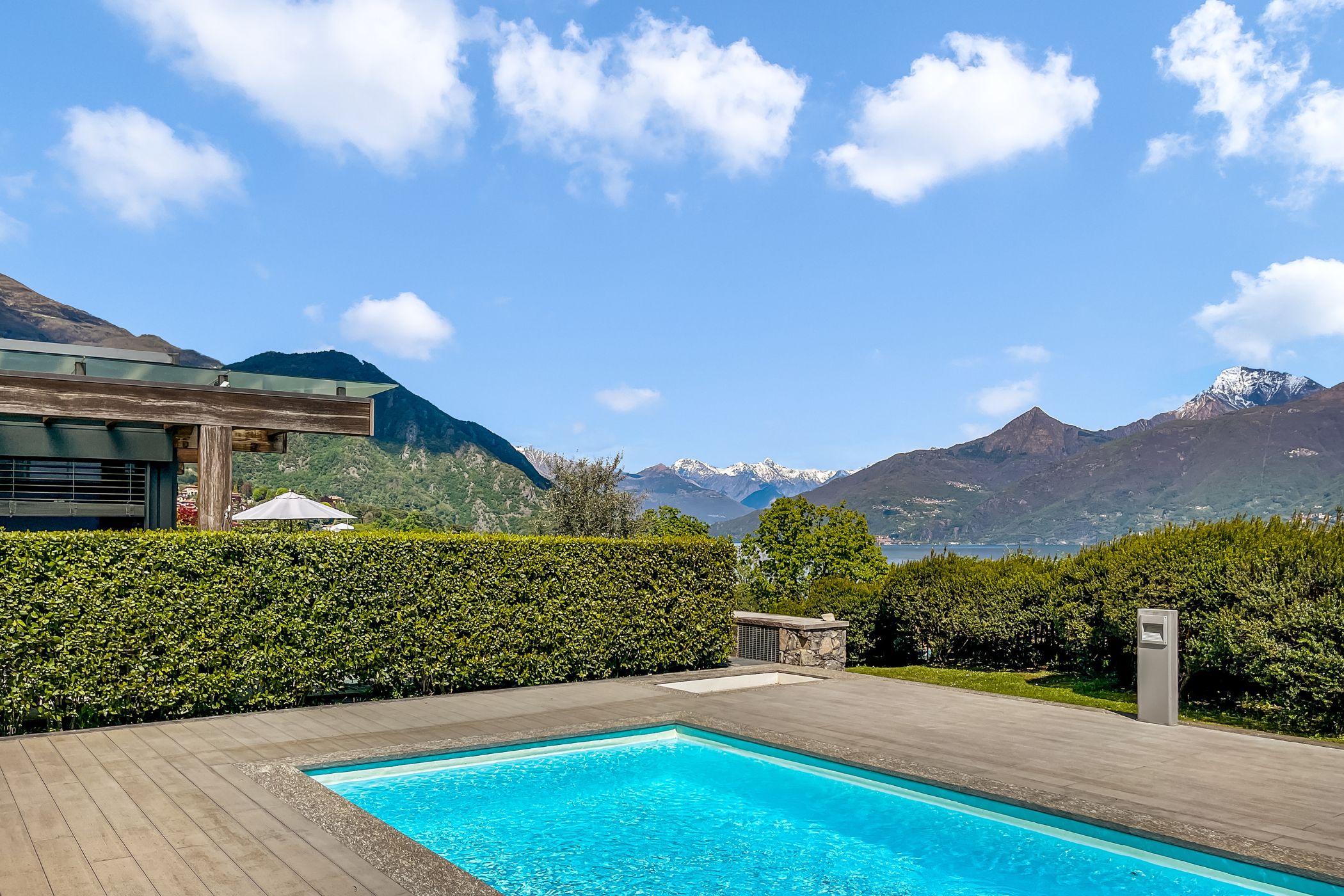 Como Essence, Menaggio, Lake Como – garden apartment with panoramic lake views