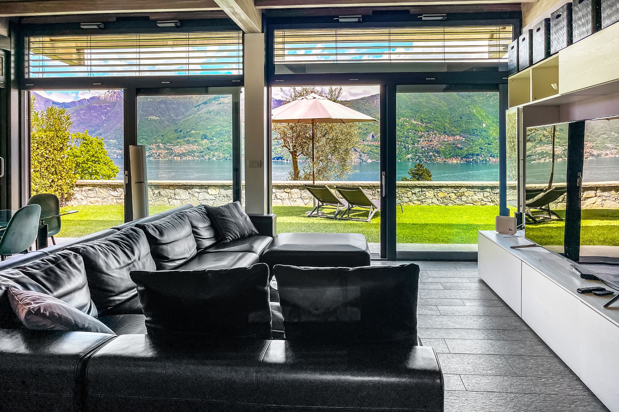 Como Essence, Menaggio, Lake Como – garden apartment with panoramic lake views