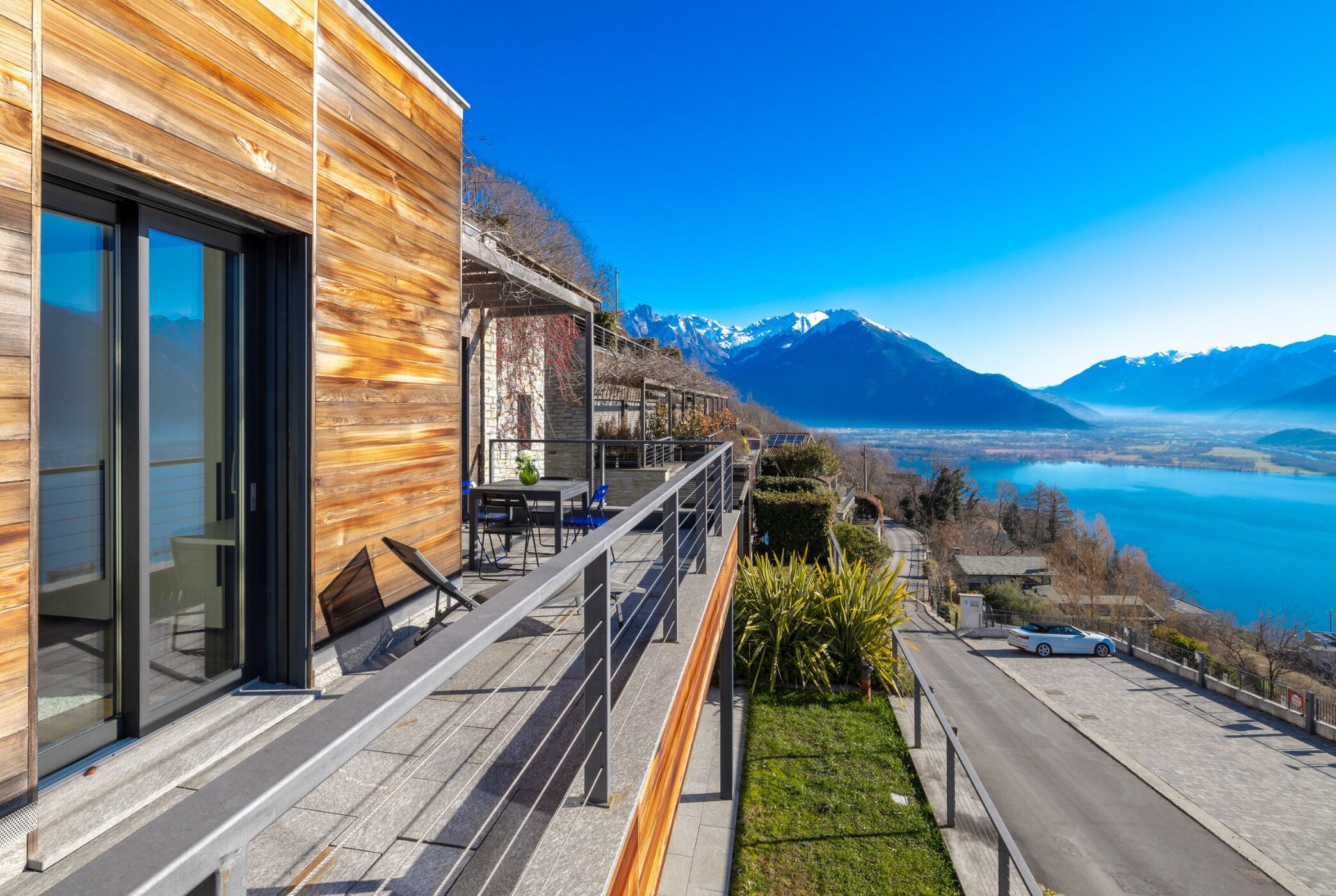 Domaso Vista, Lake Como – new-build terrace apartment with lake views
