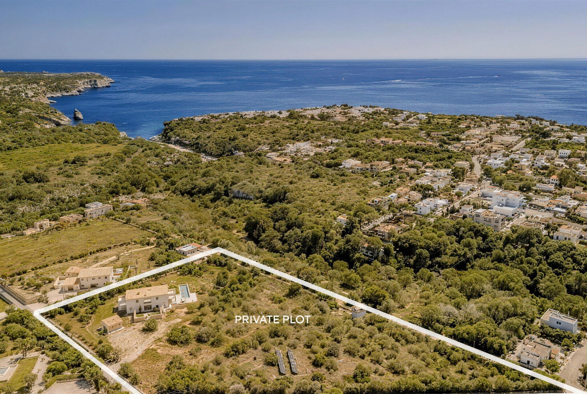 Lucera, Cala Llombards, Mallorca – garden with Mediterranean planting