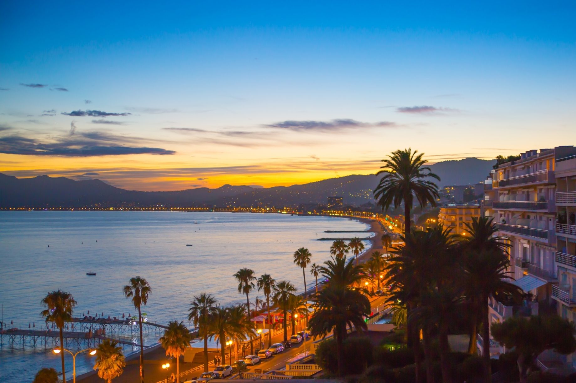 cannes-esprit-fr1192a-09 Cannes — palm-lined seafront promenade