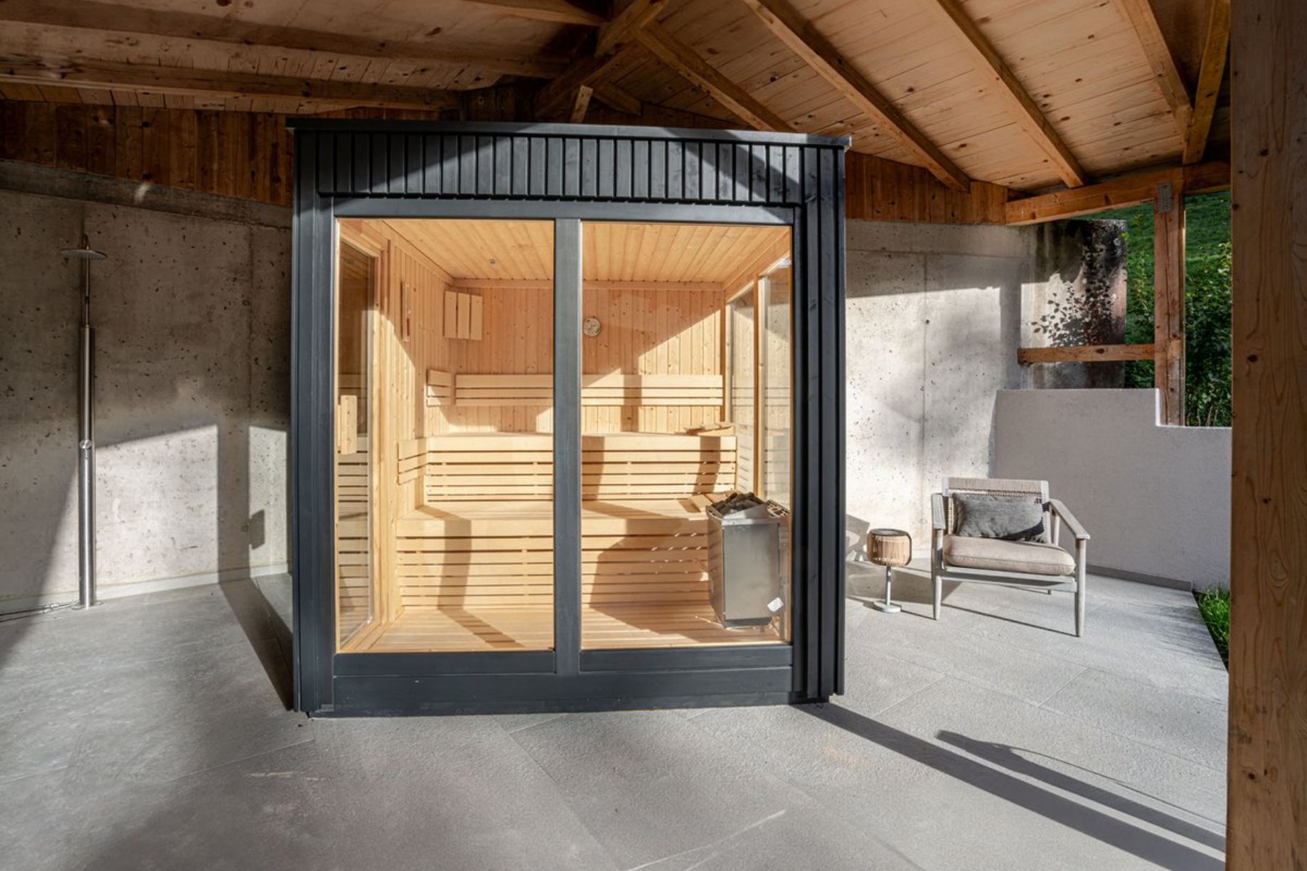 chalet-brixental-at0631a-04-1 Chalet Niederau — private outdoor sauna on the terrace