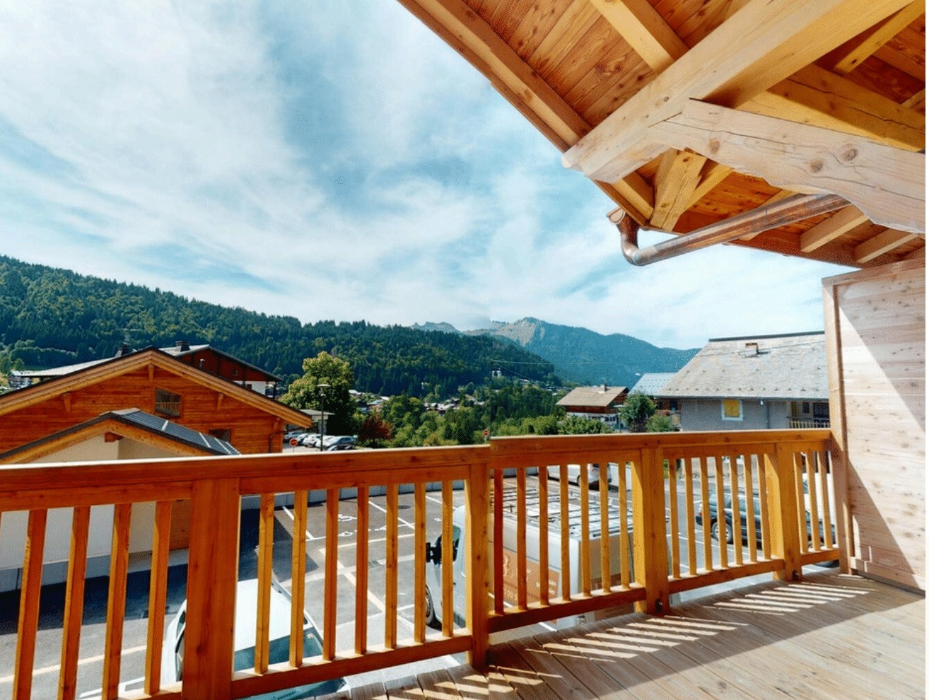 Morzine Beauregard covered terrace with mountain view