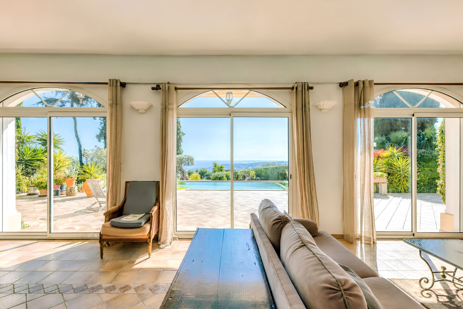 villa-nireve-fr1173a-03